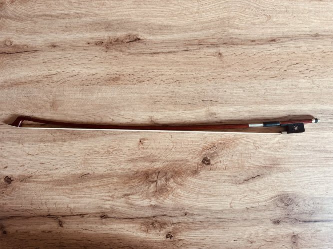 Mistrovský violoncellový smyčec Sandu Stroe